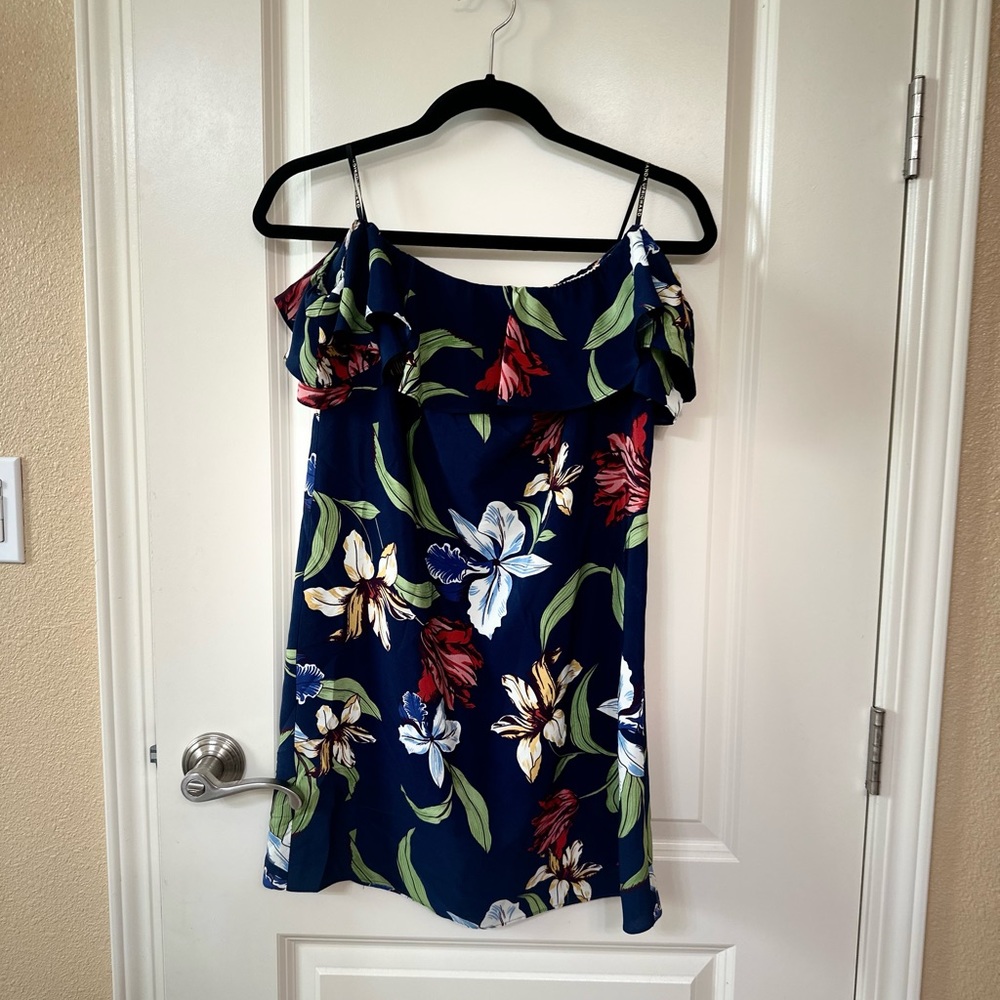 Comfy floral dress pretty for a honeymoon!